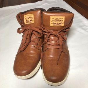 Levi's Brown Boots